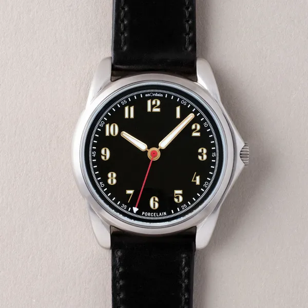 anOrdain Model 2 Porcelain 39.5mm, black glazed porcelain dial, front view