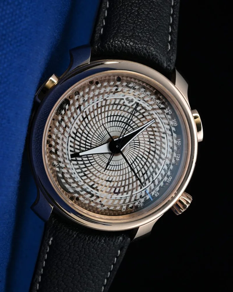 Ming 20.01 Series 3, rose gold and titanium, borosilicate luminous dial