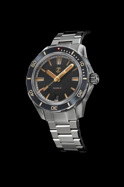 Zelos Swordfish 40 SS Black Sand diver with gilt accents, front view