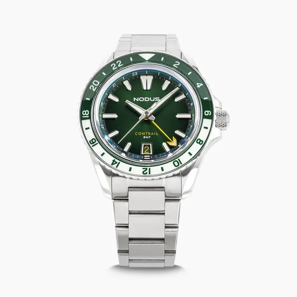 Nodus Contrail GMT Evergreen dial front view on steel bracelet