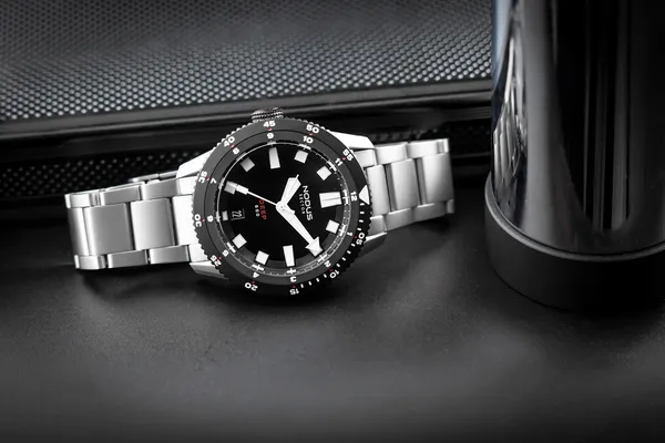 Nodus Sector Deep — dial and destro crown detail